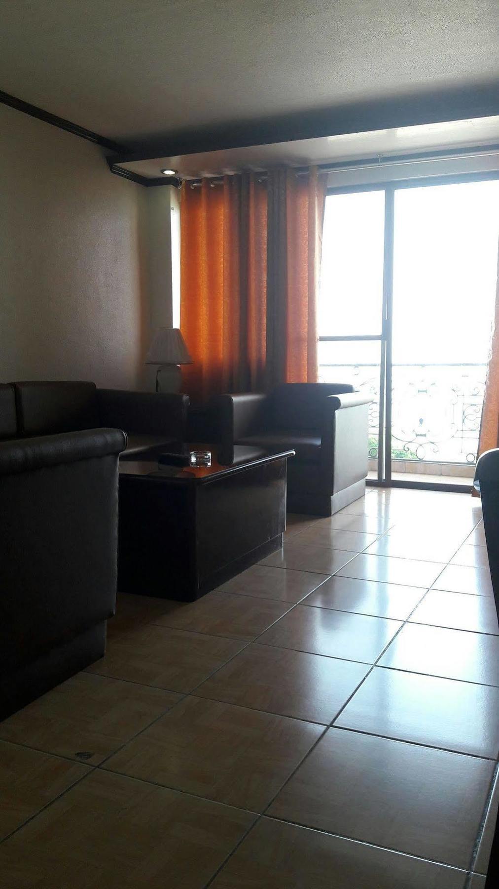 Don Felipe Hotel Ormoc Exterior photo
